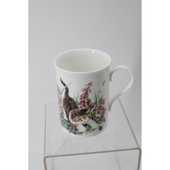 Golden Crown Tabby Cat Kitten Bone China Mug Cup Vintage 93731 - Picture 2 of 6